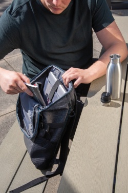 Logo trade firmakingi pilt: 900D hõlpsasti ligipääsetav 15,6-tolline PVC-vaba sülearvuti seljakott